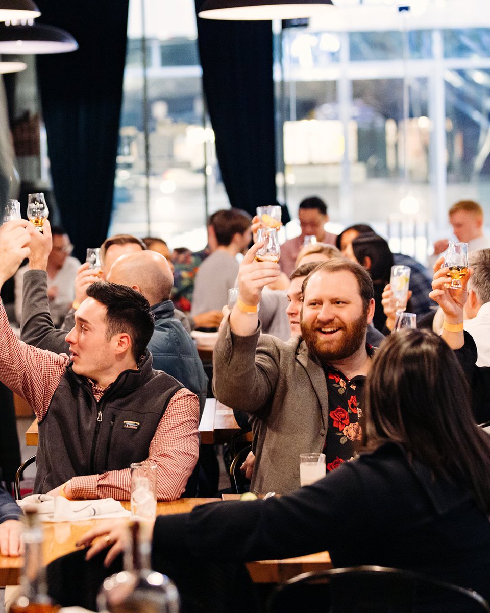 Navy Pier tweet media