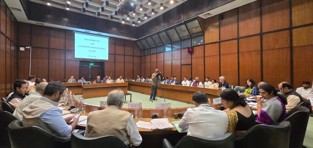 Tejasvi Surya tweet media