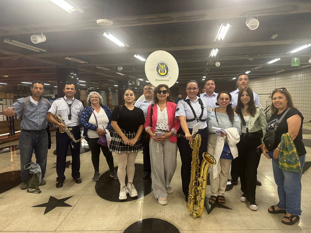 Fuerza Aérea de Chile tweet media