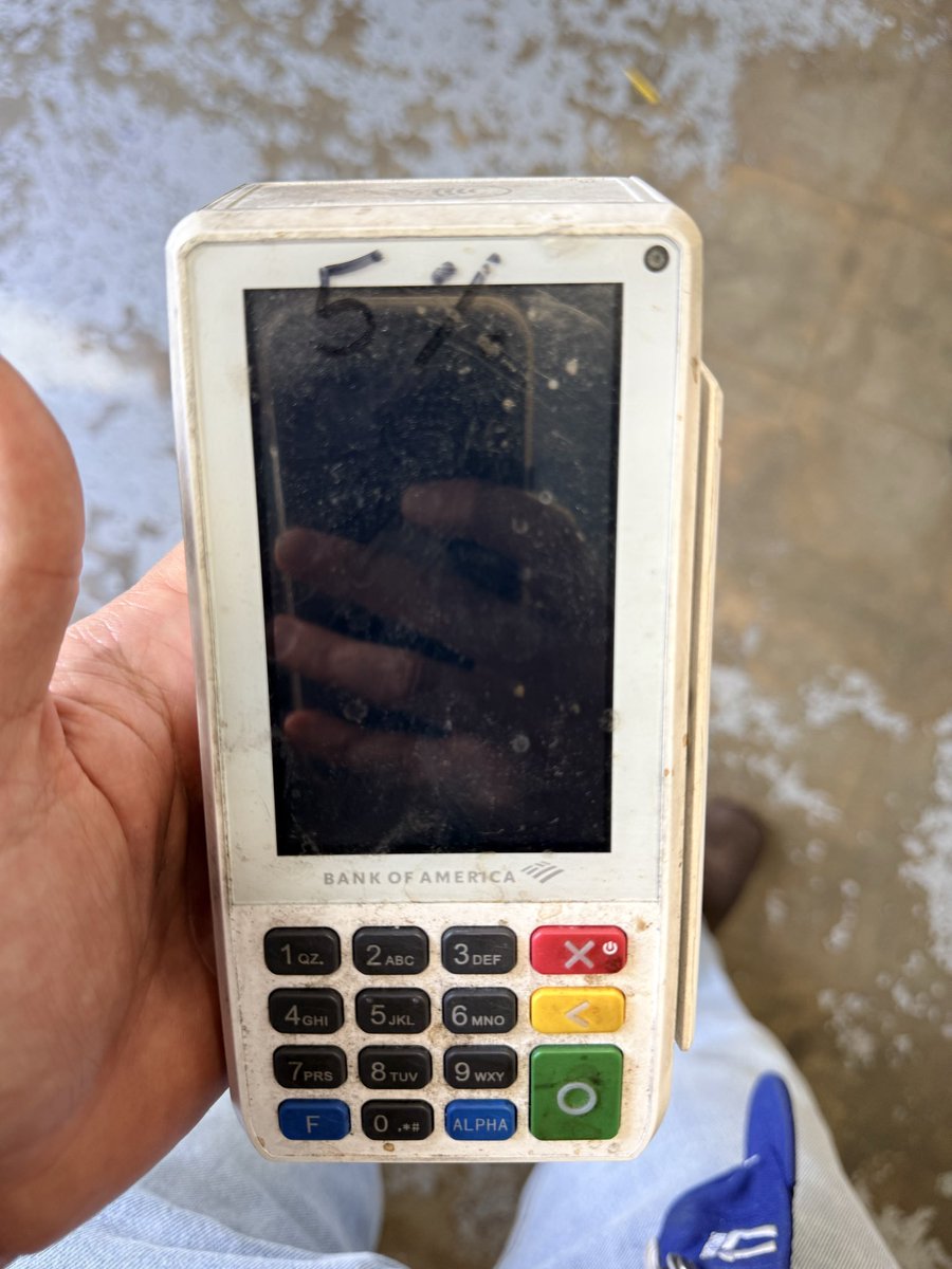 jaydvarg's tweet photo. Last month I launched my first business helping others accept payments by eliminating transaction fees and upgrading their equipment for free. 

Today, I’m proud to announce that I was able to be of service to my first client. I was able to deliver on my promise to him!🙏🏽 https://t.co/tUG0fJ9CwE