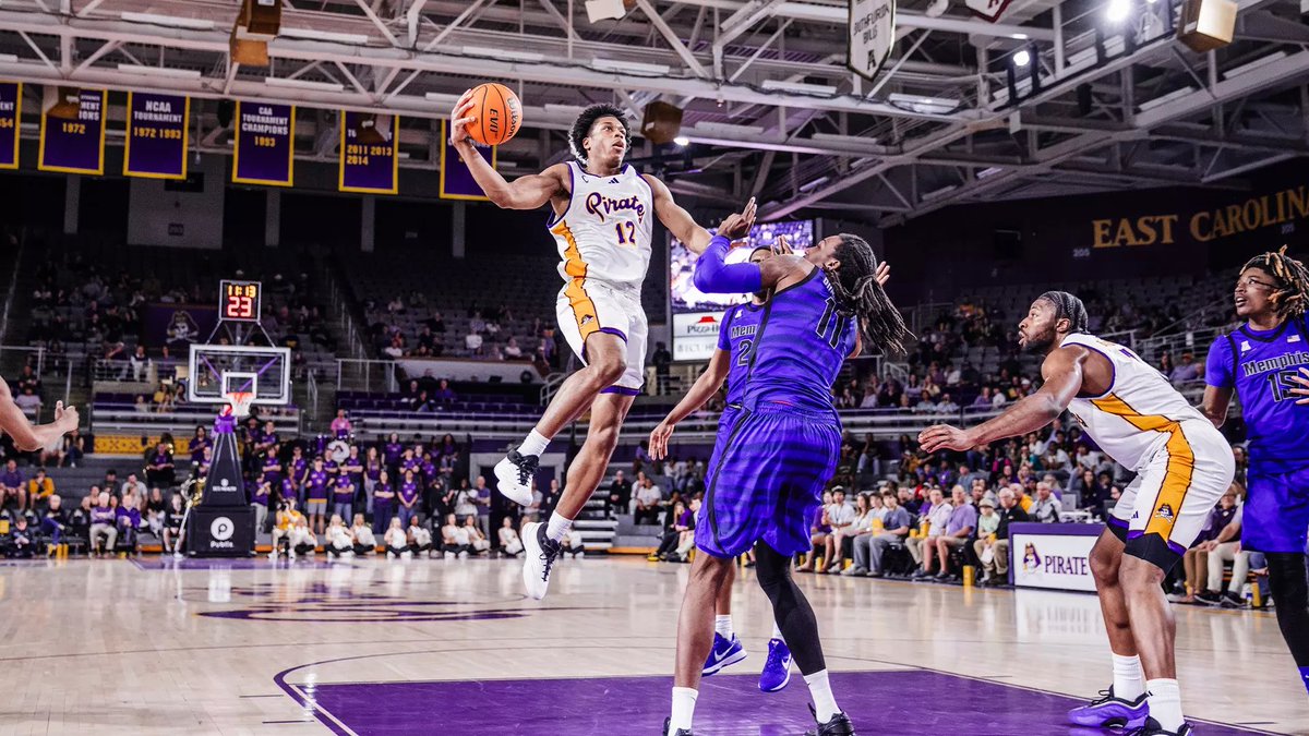 PR927FM's tweet photo. PIRATES NEWS: ECU basketball player Jordan Riley received a postseason honor from the National Association of Basketball Coaches.
https://t.co/AzIcCZTi6o https://t.co/vC2jkzCs9p