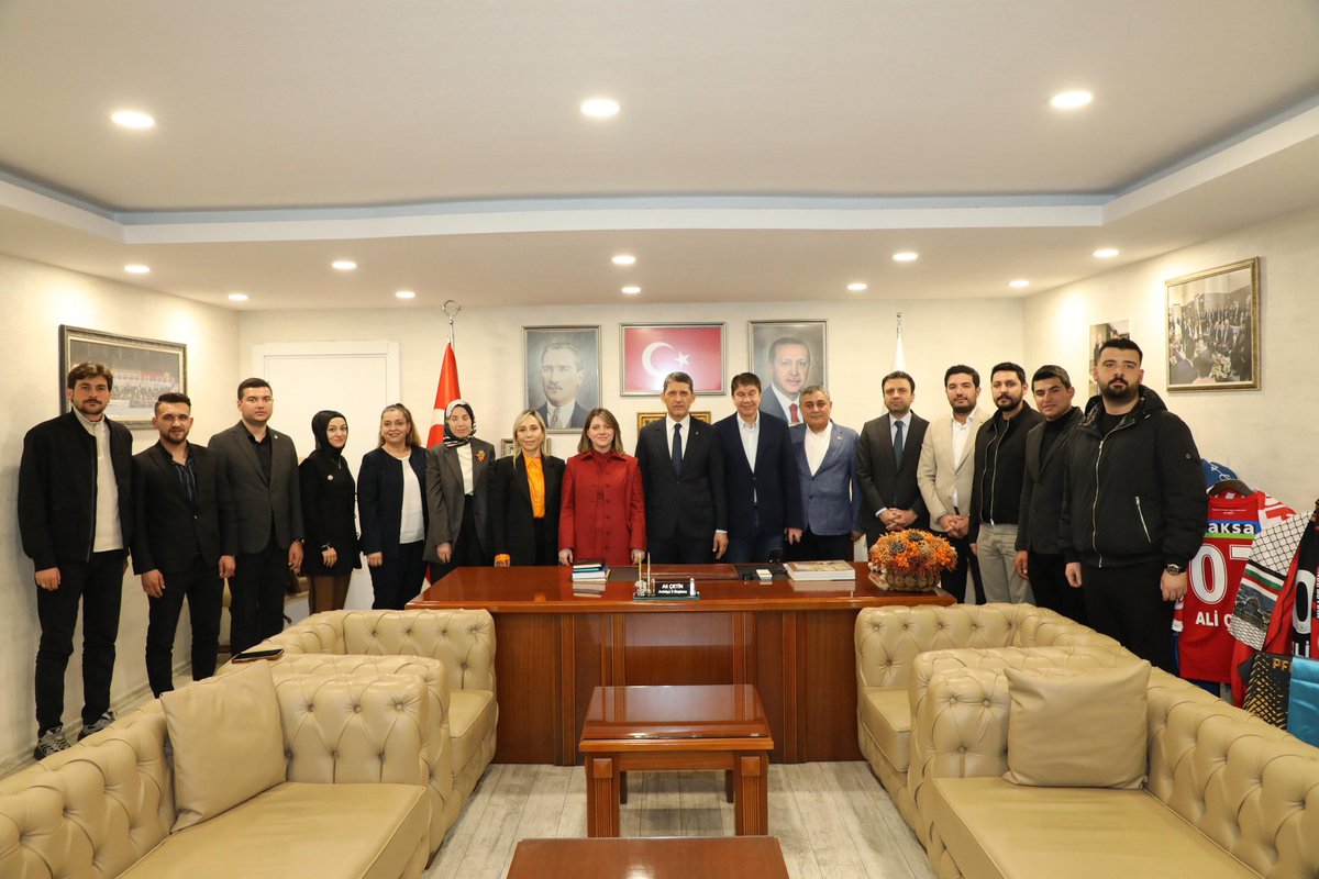 avmustafakose's tweet photo. İl Başkanlığımız’da İl Başkanımız, MKYK Üyelerimiz Hilal Kalyoncu Koç ve Menderes Türel, Milletvekilimiz Tuba Vural Çokal, Aksu Belediye Başkanımız İsa Yıldırım, İlçe Başkanlarımız ve İl Teşkilat Mensuplarımızla bir araya gelerek istişarelerde bulunduk… https://t.co/gIIcm2w2iP