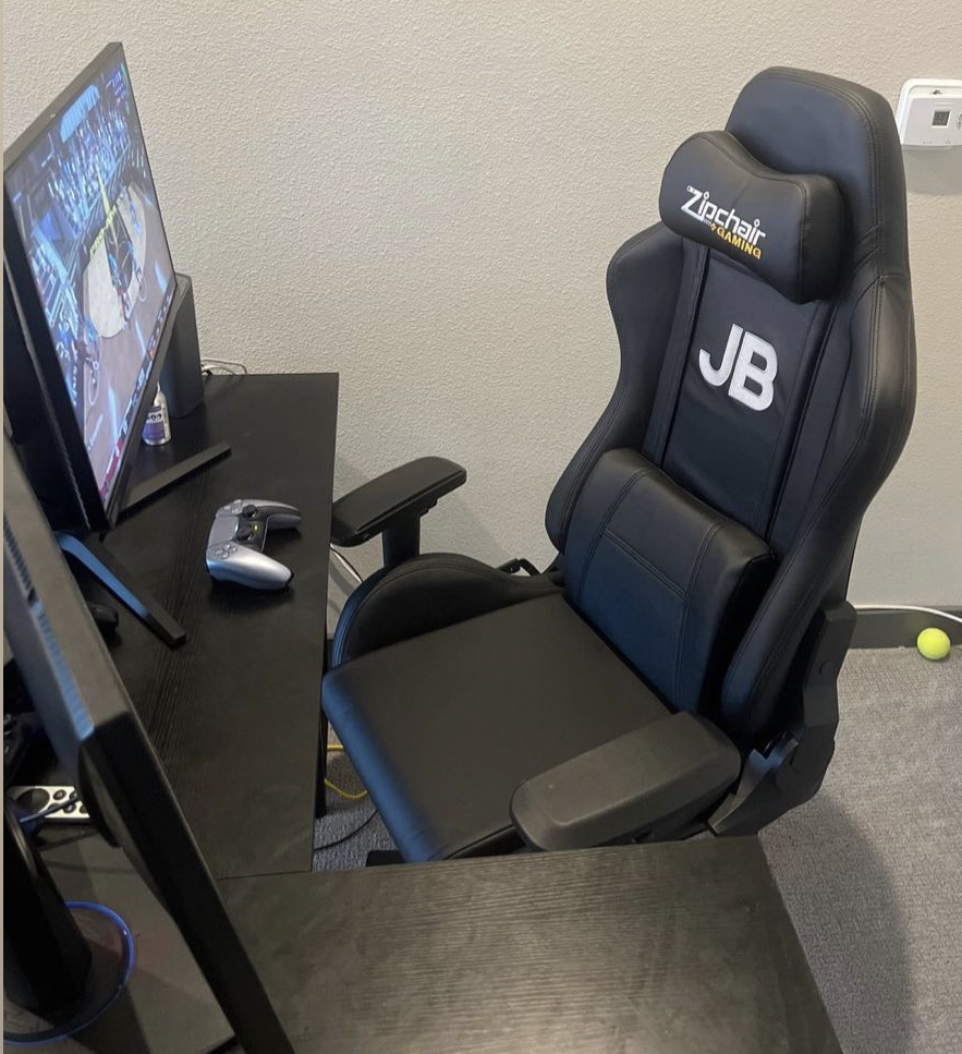 DreamSeat tweet media