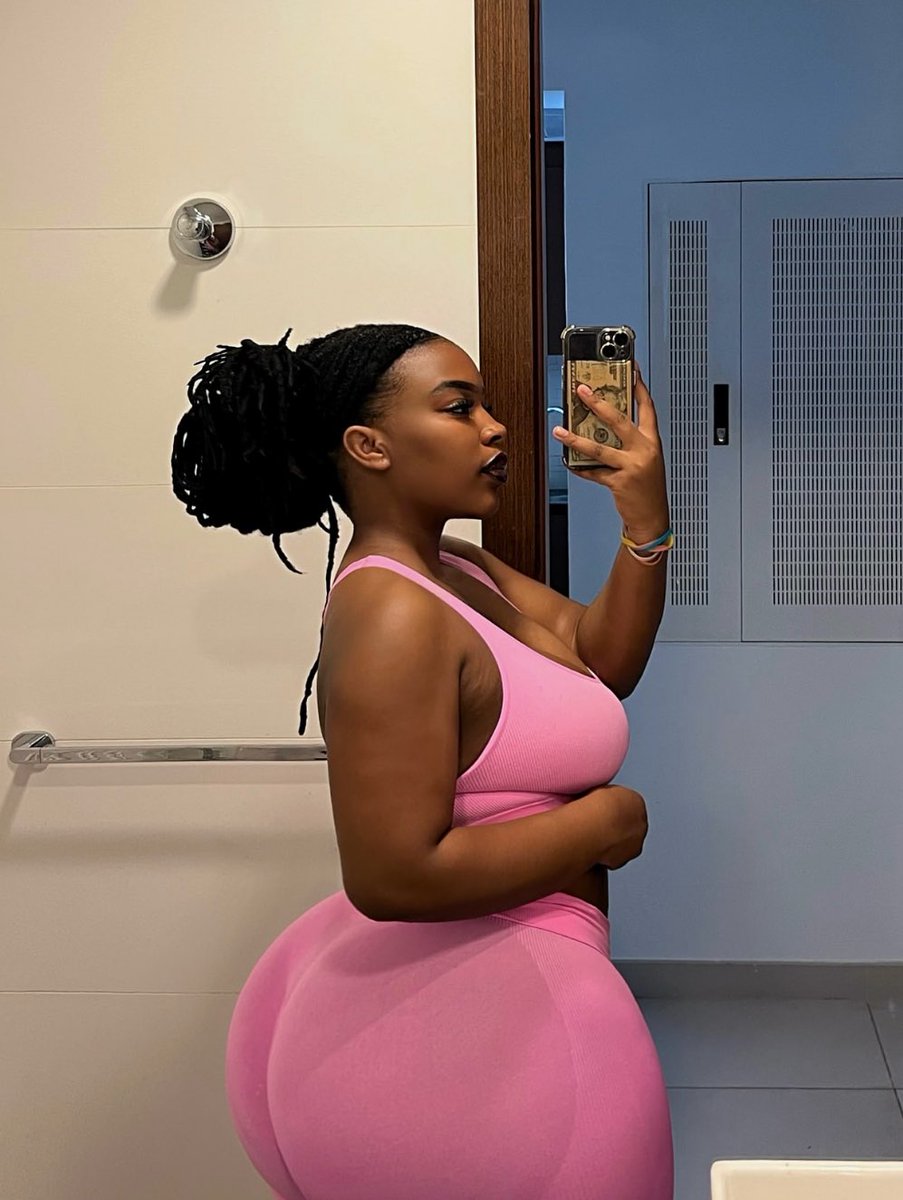 IG: mpho nephawe 💋 tweet media