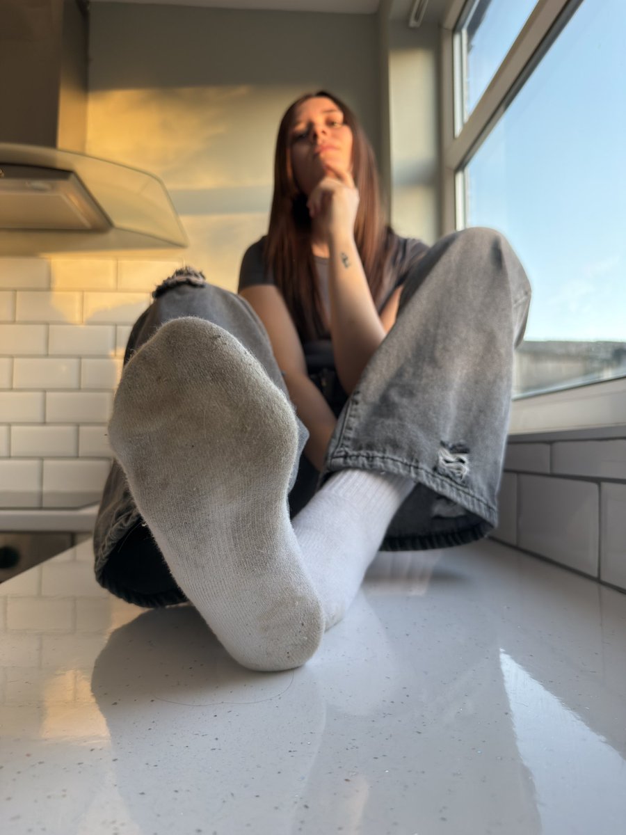 Findom Goddess Saz Uk tweet media