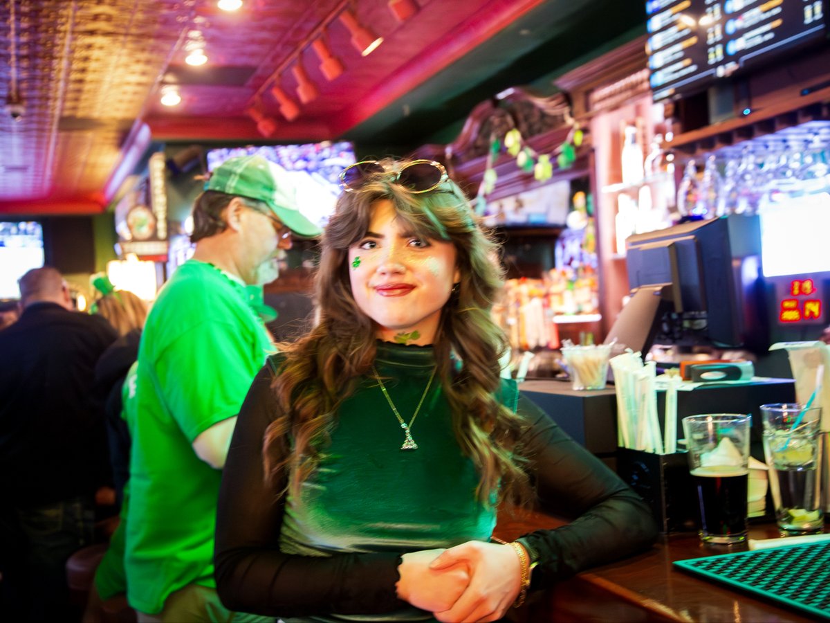 HomeSliceGroup's tweet photo. 🍀 Happy St. Patrick’s Day from HomeSlice! 🍀

#StPatricksDay #Leprecon #SouthDakota #HomeSlice #BlackHills https://t.co/Ax9di28KUC