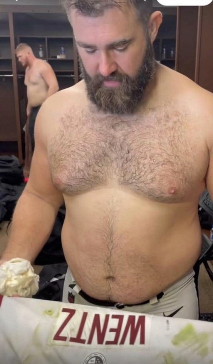 Male Central tweet media