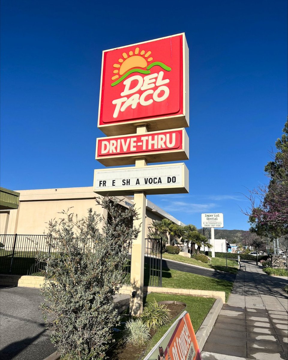 Del Taco Restaurants tweet media