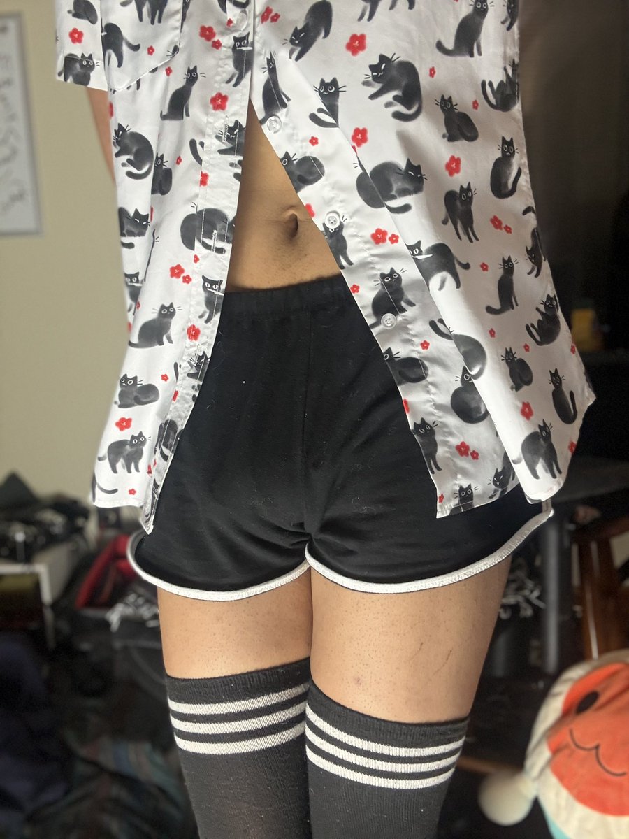 PhonyComb tweet media