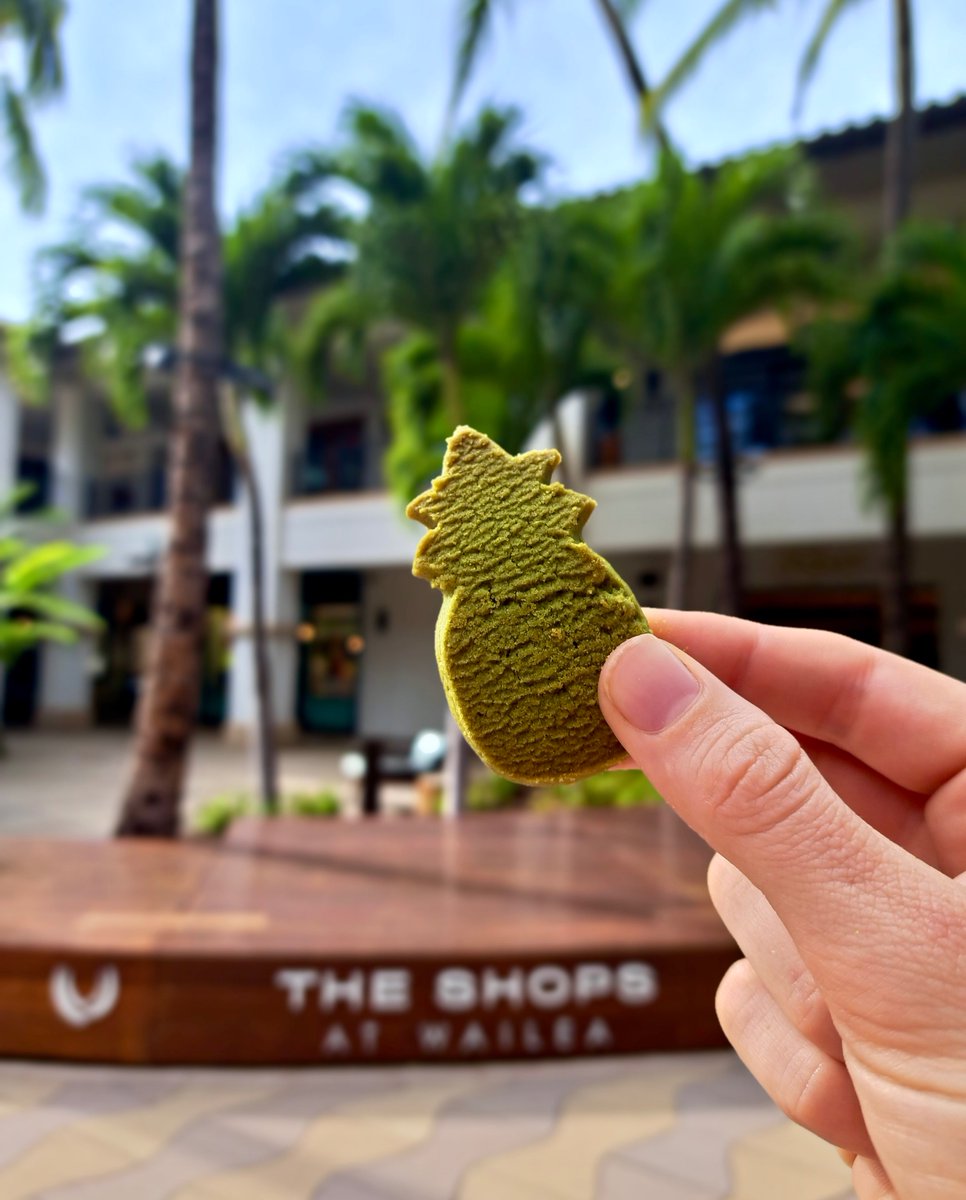 The Shops at Wailea tweet media