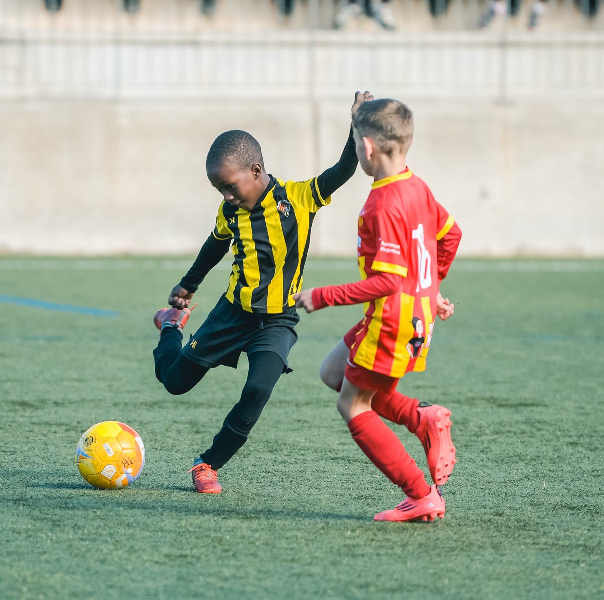 CE Mataró tweet media