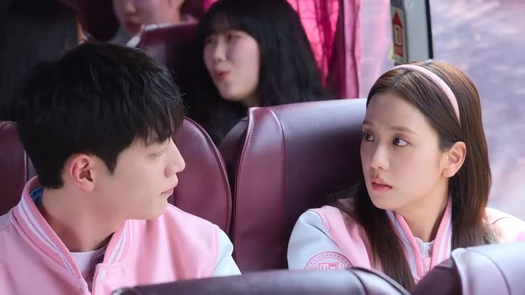 soulmate_things's tweet photo. jisoo x kangjoon ( kangsoo ) au

high school reunions are for reconnecting ties, recollecting memories, and reminiscing about the past. but does it also include resurfacing of feelings for a first love? in jisoo's case? yes. https://t.co/JLL8Rk9tpC