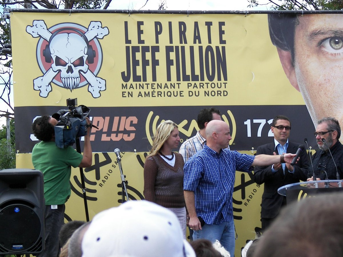 RadioPirate tweet media