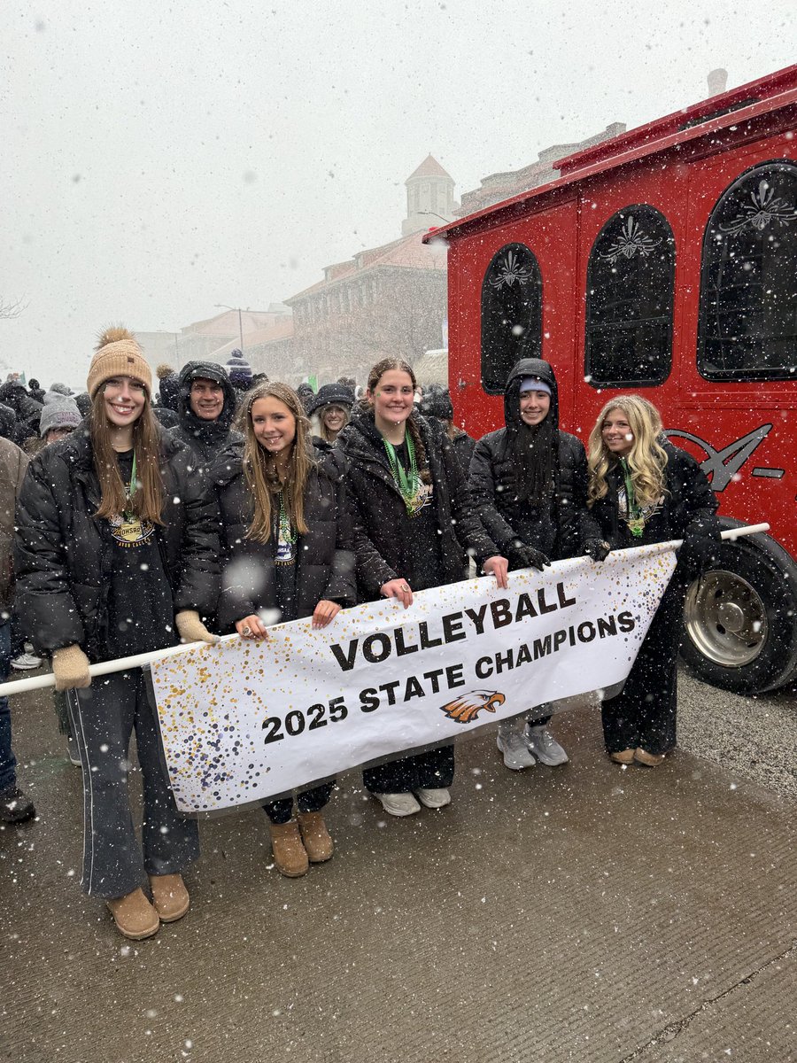 Avon Volleyball tweet media