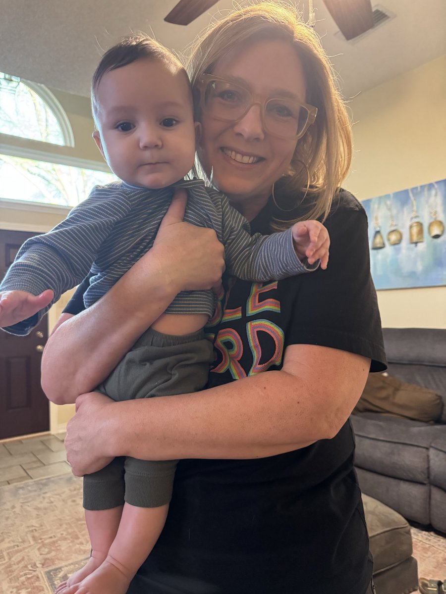 bunnipounds's tweet photo. I love this baby so much. #elliothayes #3rdgrand https://t.co/PA0dhJEyeg