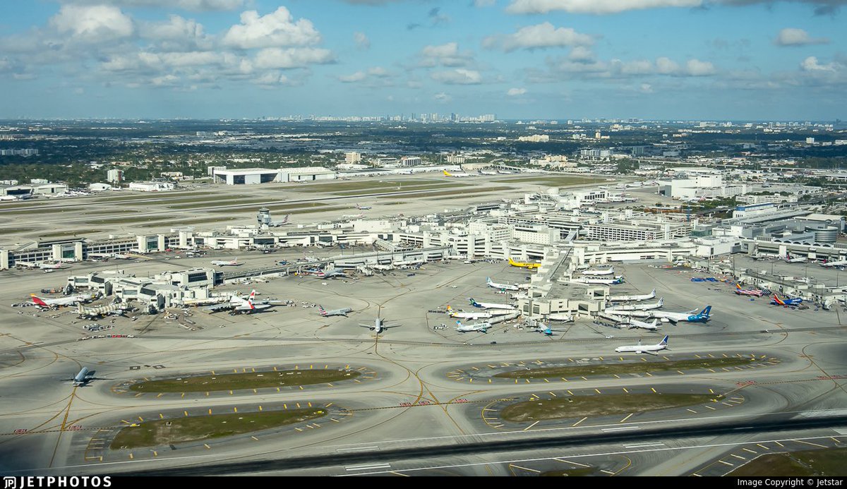 Vuelos y Spotters ✈ tweet media