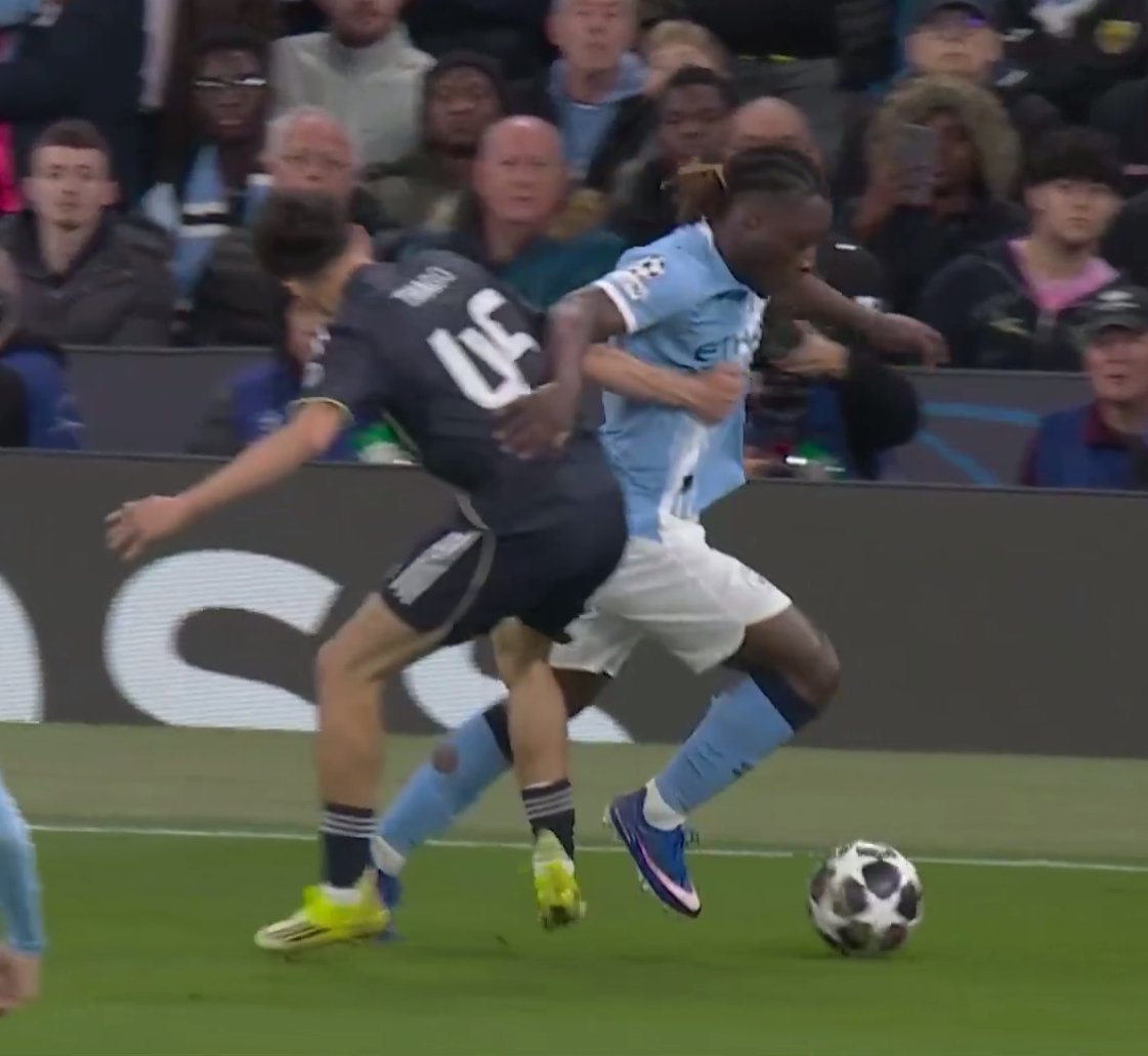 Ilyas Chronique tweet media