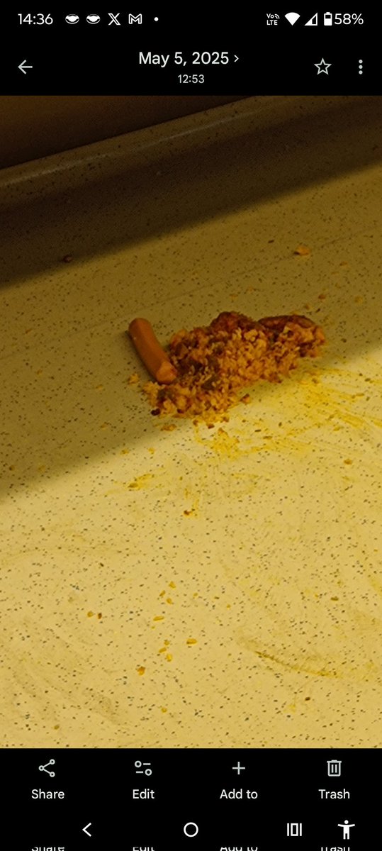 CharlieRAnimaMX's tweet photo. @MetroViralMx Alguna vez han pensado que tal vez...
SOLO TAL VEZ

No habría ratas en el metro SI NO TRAGARAN ADENTRO DE LOS VAGONES Y NO FUERAN UNOS PUTOS MARRANOS

Y de paso. Tragar café de a diario y en las cantidades que tiran no es ni sano  ni de awebo, de menos compren algo que si cierre https://t.co/yqjPshe0a5
