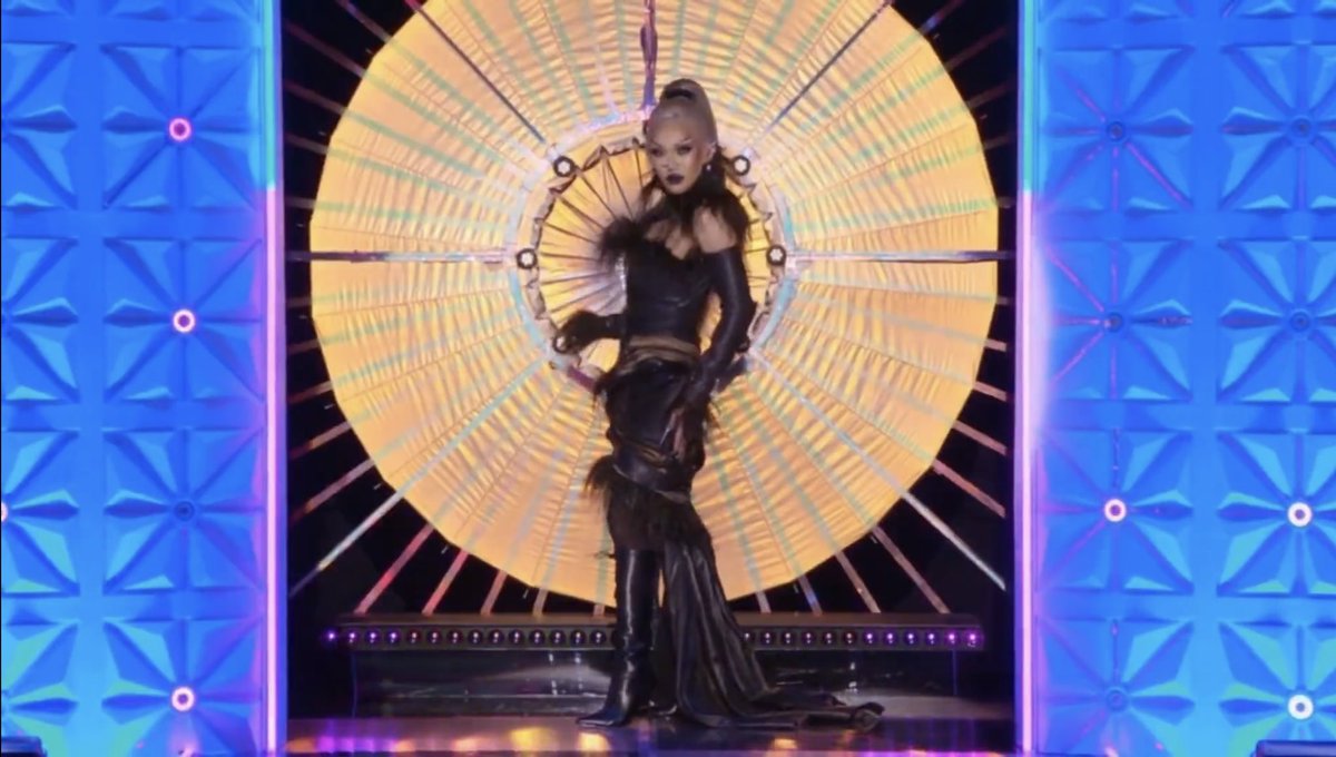 m1ntyzone's tweet photo. She still served the Minty Fresh fantasy โจโจโจ
#TeamMintyFresh #TheFutureIsFresh #DragRaceUK #UKvsTheWorld https://t.co/b8RuevwWXe