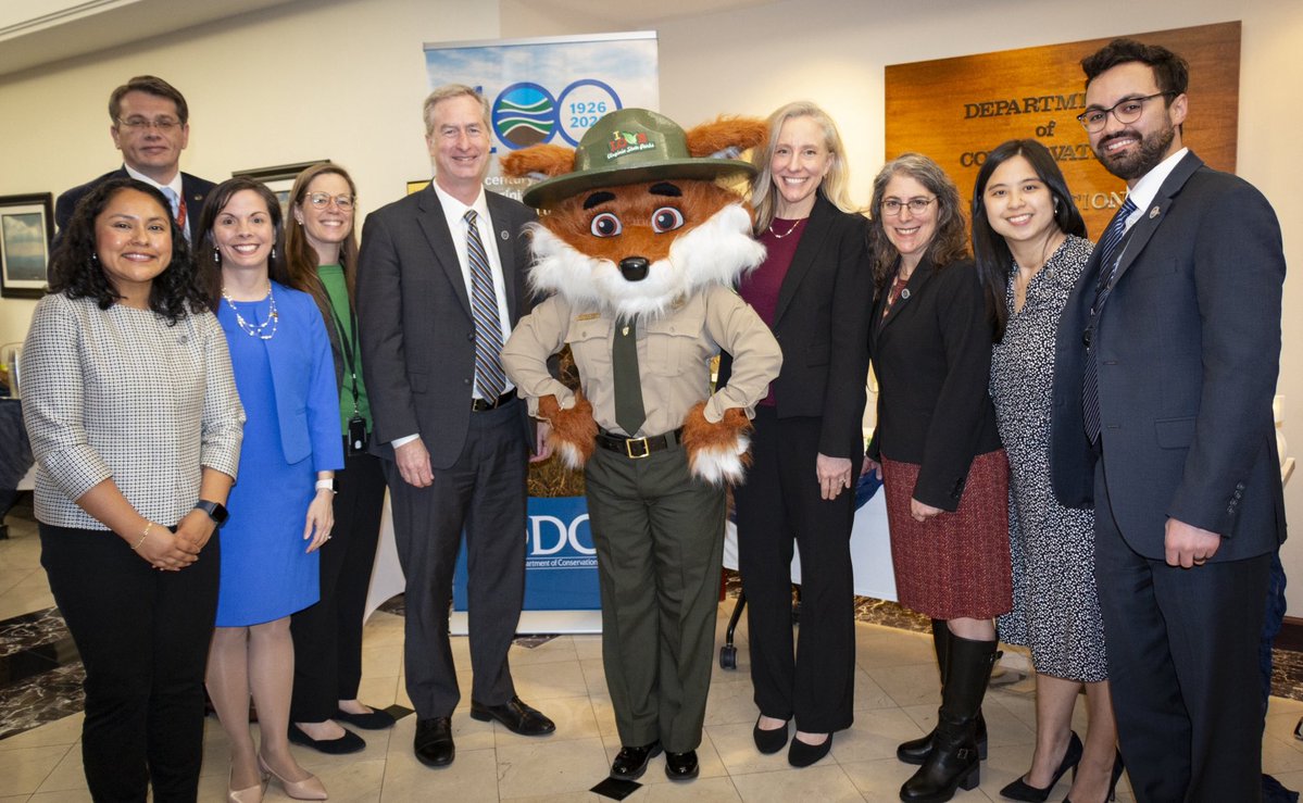 Governor Abigail Spanberger tweet media