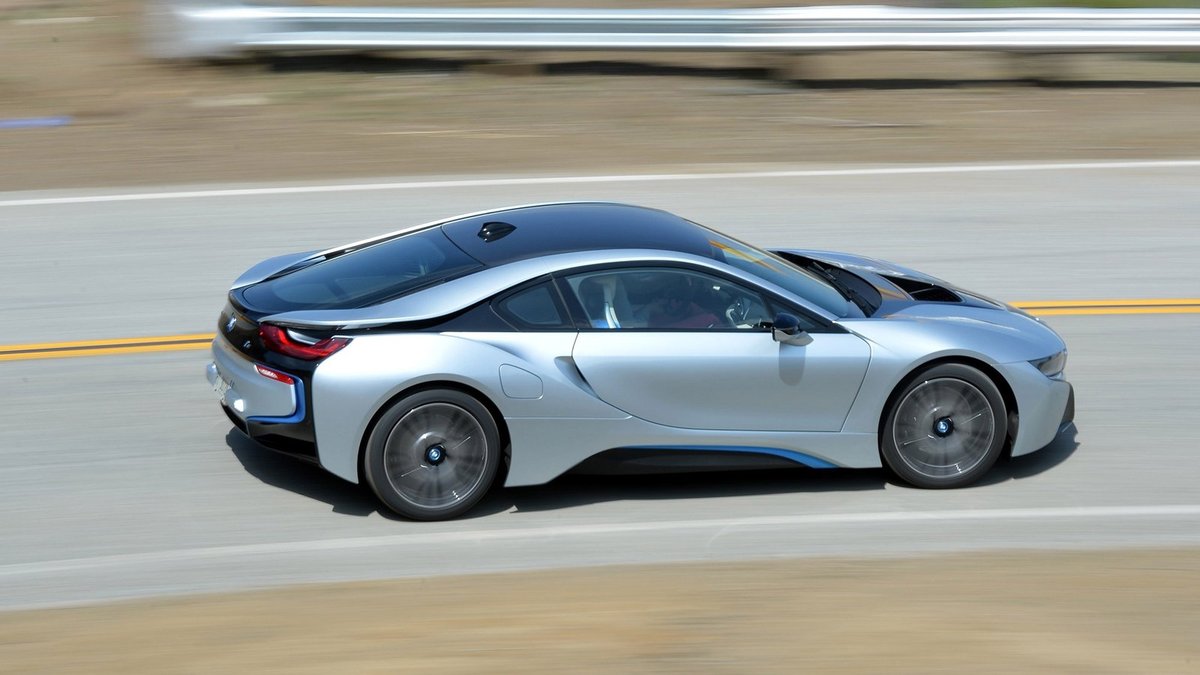 Autoblog tweet media