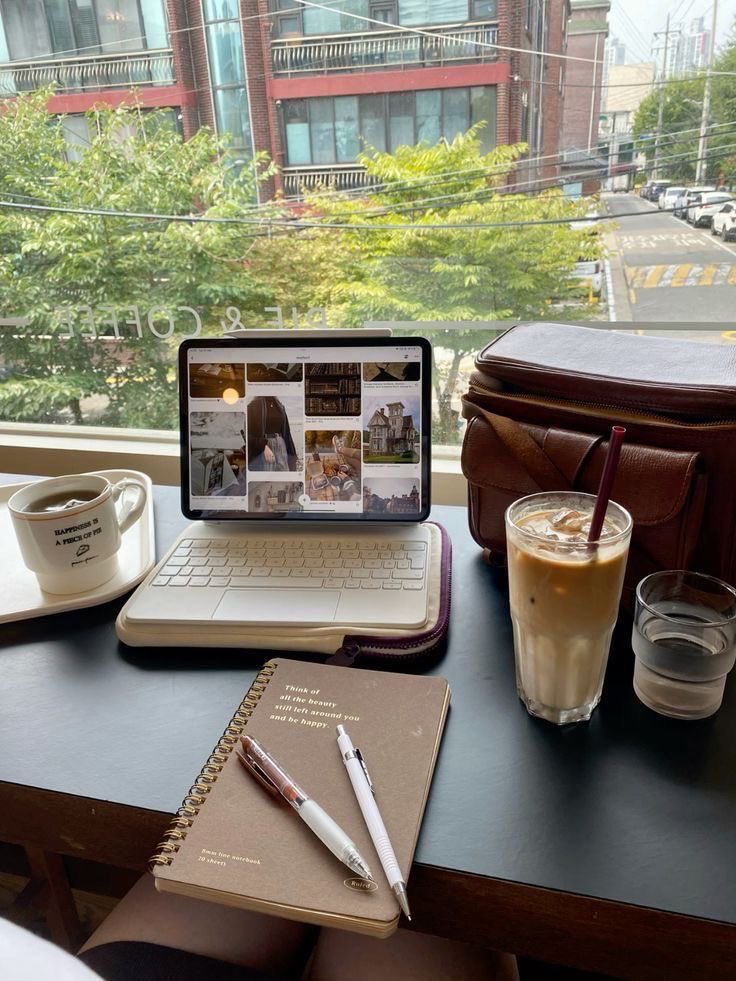 p˚୨୧⋆。🐈˚ ⋆ tweet media