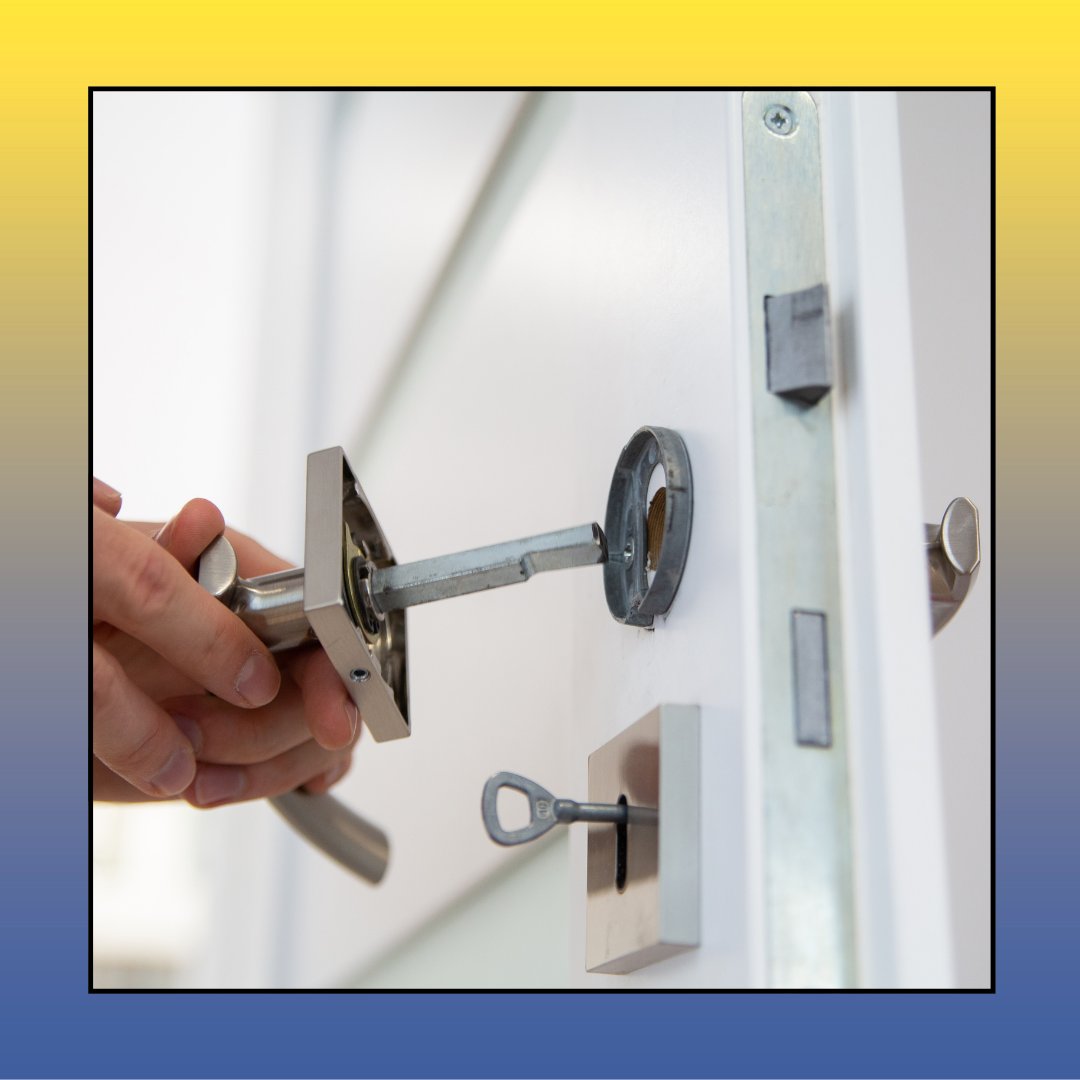 GramentosServc's tweet image. When locks no longer function properly, it's time for an upgrade. Our lock replacements are performed with precision and care, providing you with peace of mind. Book an appointment with us today! #LockReplacements
locksmithsuniversityplace.com/contact