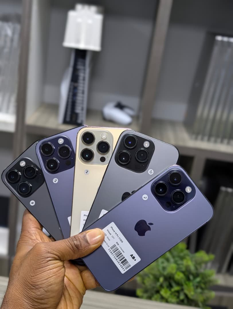 OmoNna Of Lagos #Gadgetseller  tweet media