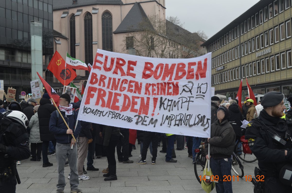 komjugend's tweet photo. Eure Bomben bringen keinen Frieden! Kampf dem Imperialismus! Eindrücke von einer Demo in  gegen den Krieg im Iran https://t.co/xBxgL2h6j4