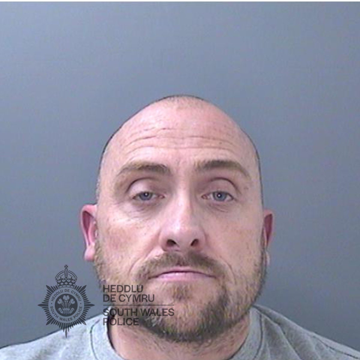 ghost_wales's tweet photo. A man has been jailed after he was found guilty of rape and sexual assault.
Jason Bailey, 48, of Llanelli has been sentenced to six years in prison after appearing today (March 17) at Cardiff Crown Court. On December 5, Bailey was found guilty of rape and assault on a female which took place at a flat on August 28, 2023.  
Detective Constable Ashley Colston said:
“Jason Bailey was under no illusion that the acts he carried out were illegal, yet he did so anyway. “Bailey exploited a power imbalance and thrived off it. “We commend the bravery of the victim who, by telling us what Bailey did, helped to secure this conviction and sentence.”
We never underestimate how difficult it is for survivors of sexual abuse to speak out and report. But we hope cases like this one provide reassurance that victims will be listened to, treated with dignity and respect, and will be supported throughout the judicial process.

https://t.co/sTQWHEoACN