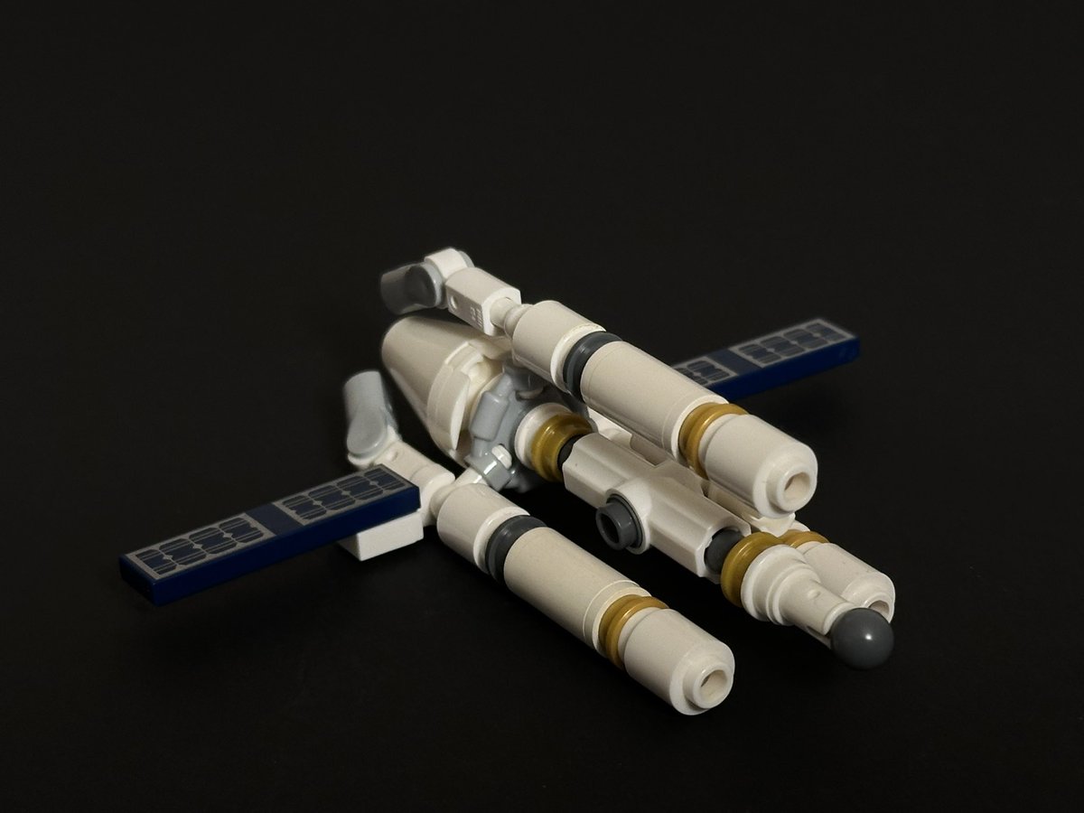 KABA@5月に神戸建築祭でレゴ展示 tweet media