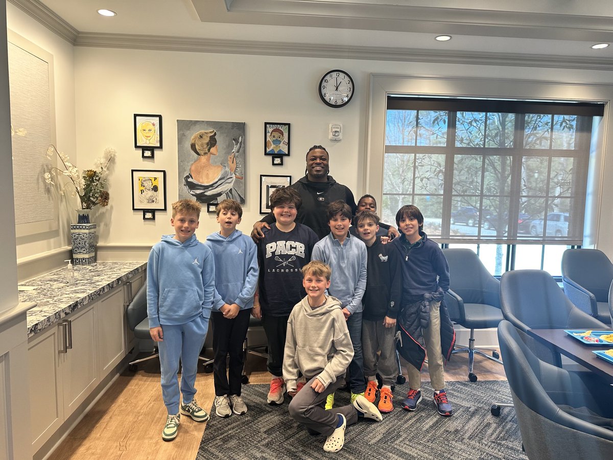 BIG DAWGS CLUB, LLC tweet media