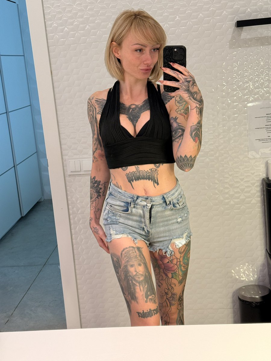 Hailey Hope tweet media