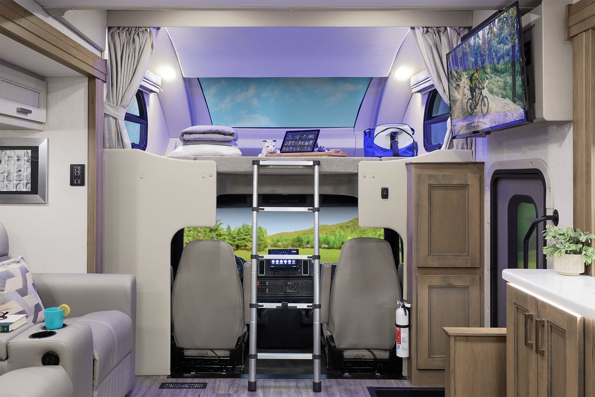 Thor Motor Coach tweet media