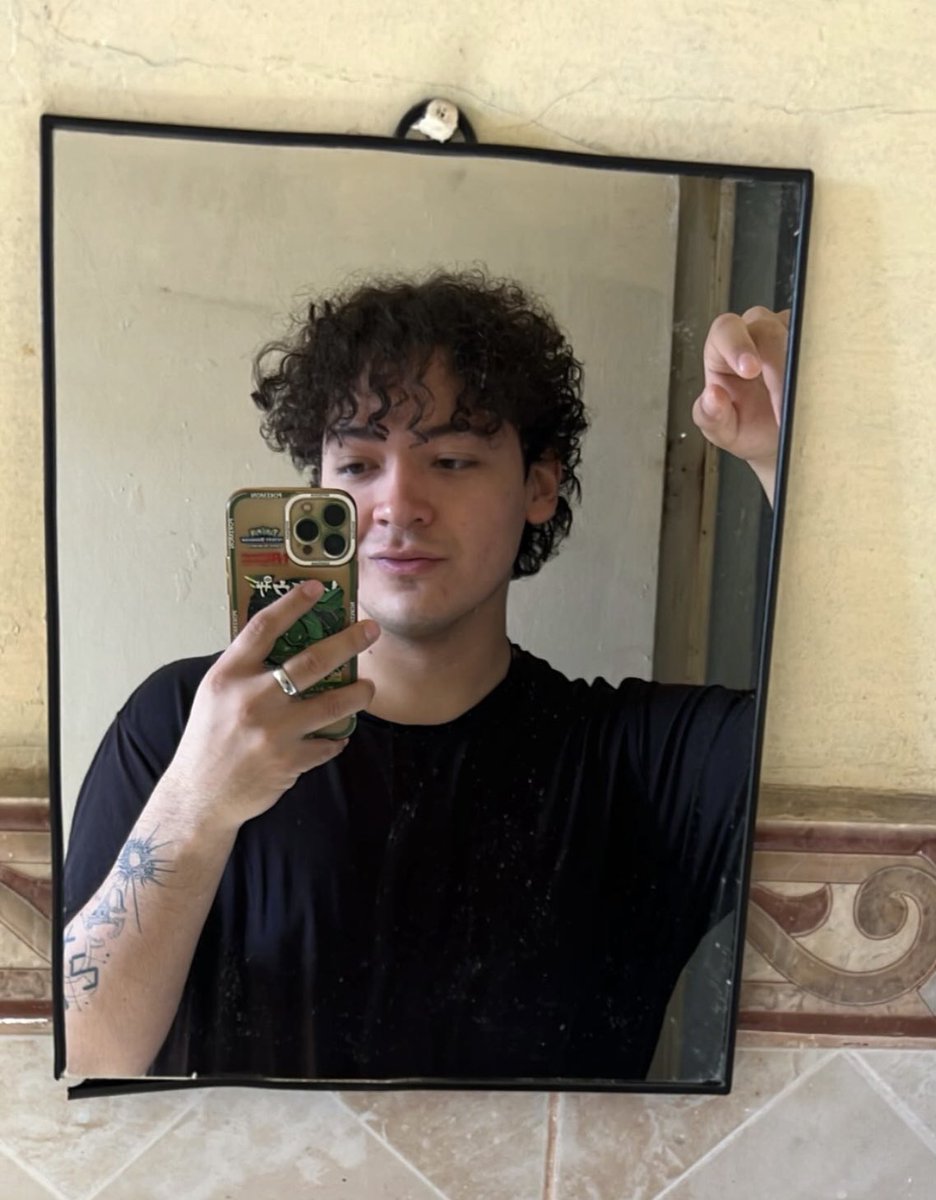 Daily wbns tweet media