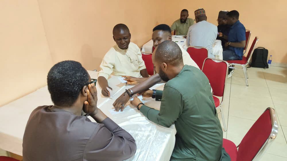 ismbaya's tweet photo. Pleased to share that I’ve completed a Training of Trainers on Humanitarian Negotiations and I’m now certified to deliver the training. https://t.co/T2rXUBCADJ
