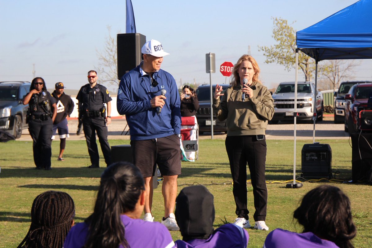 𝓡𝓸𝓷 𝓜𝓾𝓻𝓻𝓪𝔂 𝓙𝓻 tweet media