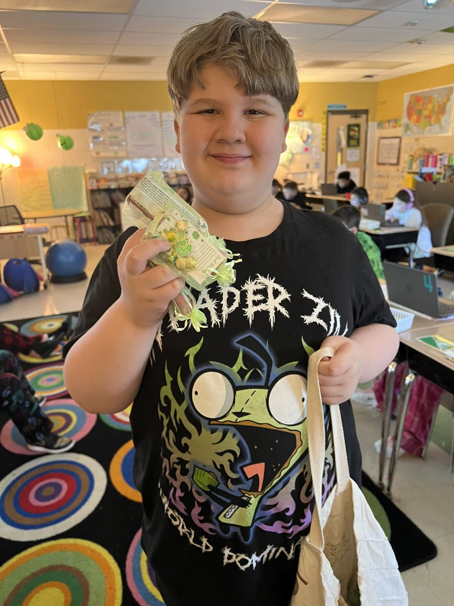 VetterFamily300 tweet media