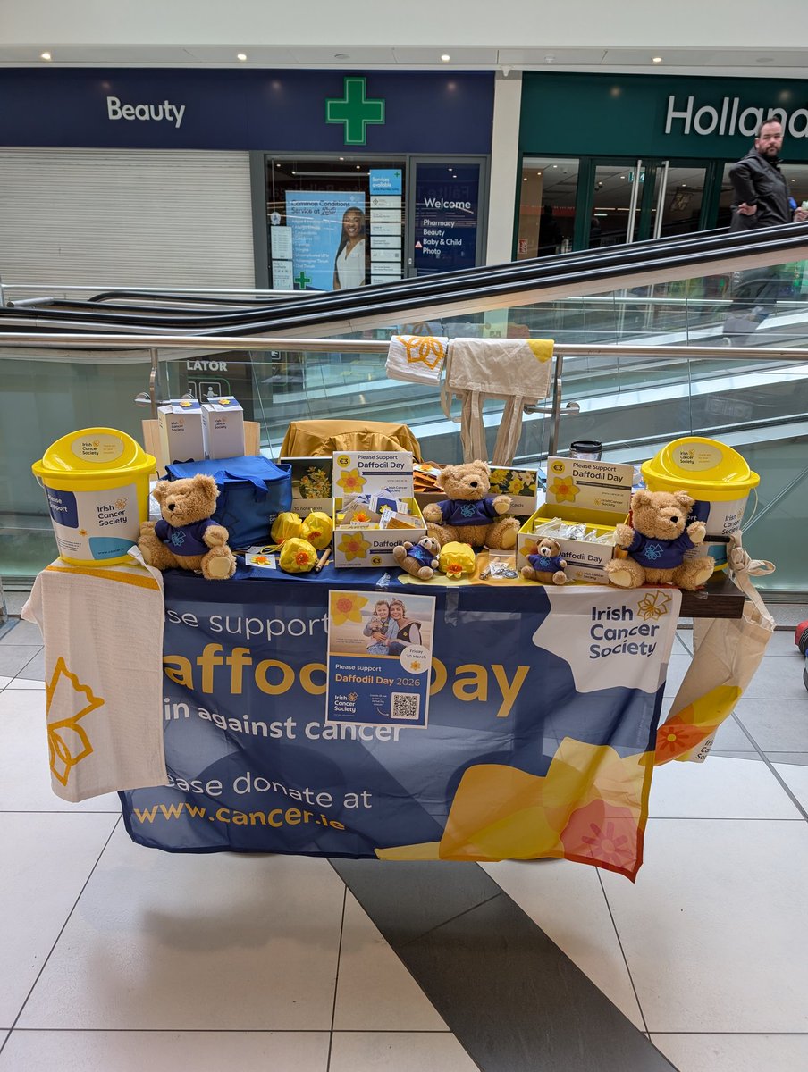 AskTeachScience's tweet photo. Was fundraising for the Irish Cancer Society today with Grow Remote Balbriggan. https://t.co/eAvP00u8uw