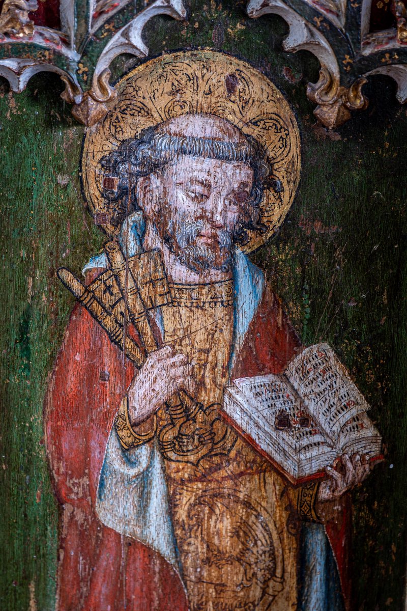 JPG_1969's tweet photo. Check out the old and the new! I was wondering how this C15th Rood screen painting of St Peter at All Saints, Filby in Norfolk would look if it was new. What do you think? #painting #stpeter #rood #medieval #rood #C15th https://t.co/clwFop8uVm