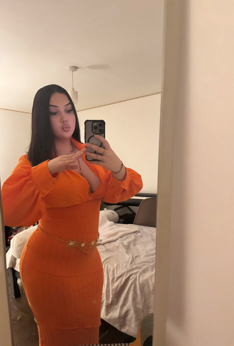 𝐂𝐡𝐨𝐧𝐚𝐋𝐮𝐯 tweet media