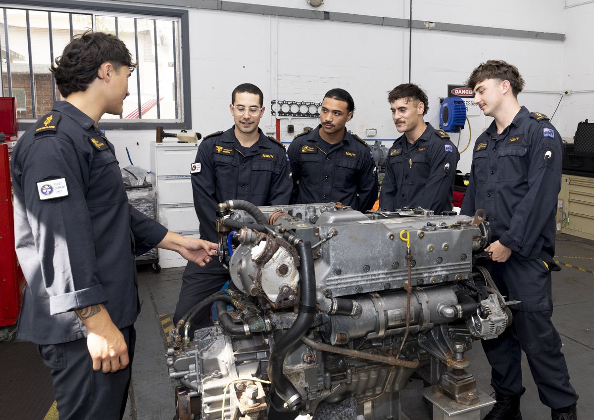 Defence Australia tweet media