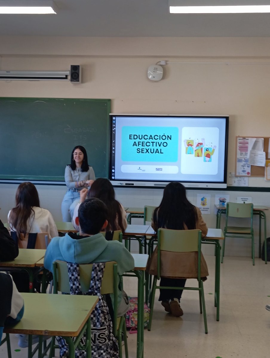 IES Modesto Navarro tweet media