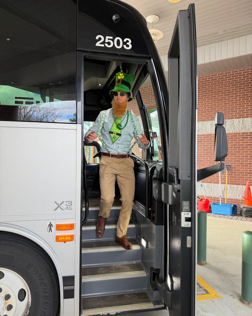 C&J Bus Lines tweet media