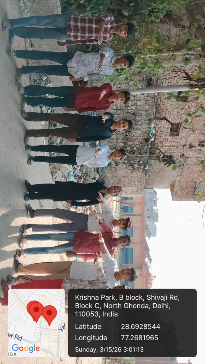 NSSGhondaNo2's tweet photo. विद्यालय की राष्ट्रीय सेवा योजना की एंटी ड्रग वॉलंटरी टीम के सदस्य स्वयं सेवक जनपद उत्तर पूर्व के अनेक स्थानों पर ��ाकर लोगों को एंटी ड्रग का जागरूकता कार्यक्रम की जानकारी दे रहे हैं तथा जीवन में कभी भी ड्रग्स न लेने की शपथ दिला रहे @DelhiPolice @PEBranchGNCTD @MYBharatNE https://t.co/DbDM2VQoRs