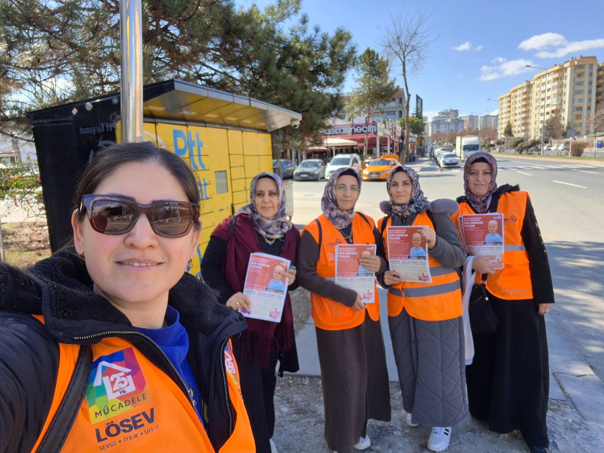 #ÖnceÇocuklarİyileşsin   <a href="/hulya_unver/">Hülya ÜNVER</a> <a href="/julidearifoglu/">Dr.Julide Arifoğlu</a> <a href="/losev1998/">LÖSEV</a> <a href="/ustunezer/">Dr. Üstün EZER</a>