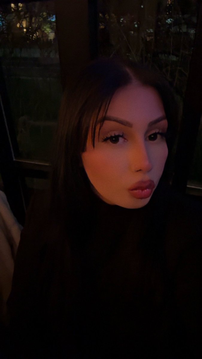 ColombianxxGoddess tweet media