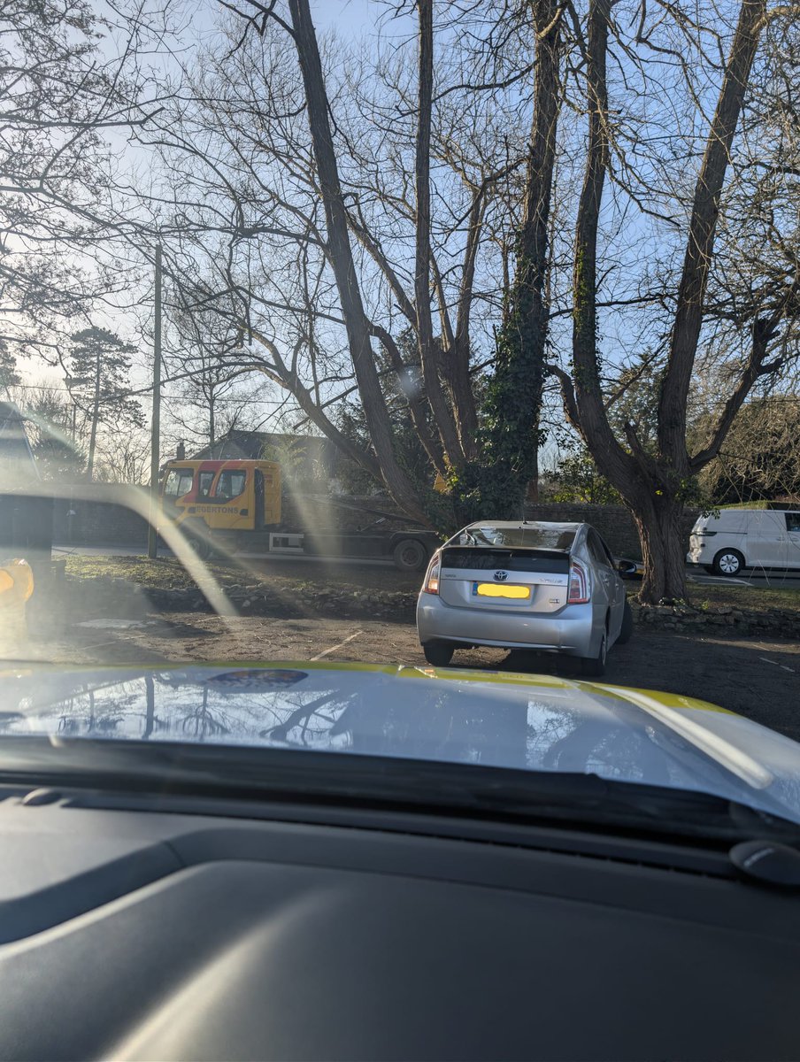 TVP_RuralCrime's tweet photo. 🚨 False plates &amp; rental woes! Stolen vehicle from Twyford recovered in Reading, and a Bicester rental seizure after it was found to be uninsured. Make sure you're covered! #NotOnOurPatch #NoDocsWearThickSocks https://t.co/GnsZbDZ1y8