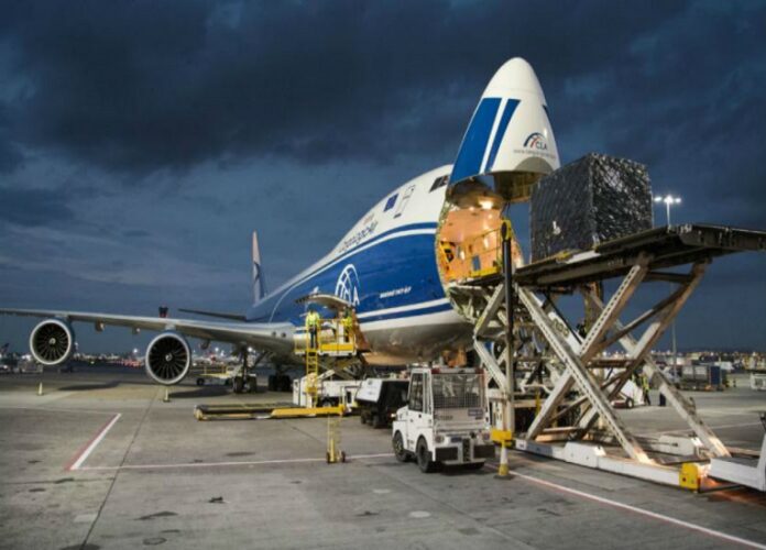 MasContainer tweet media