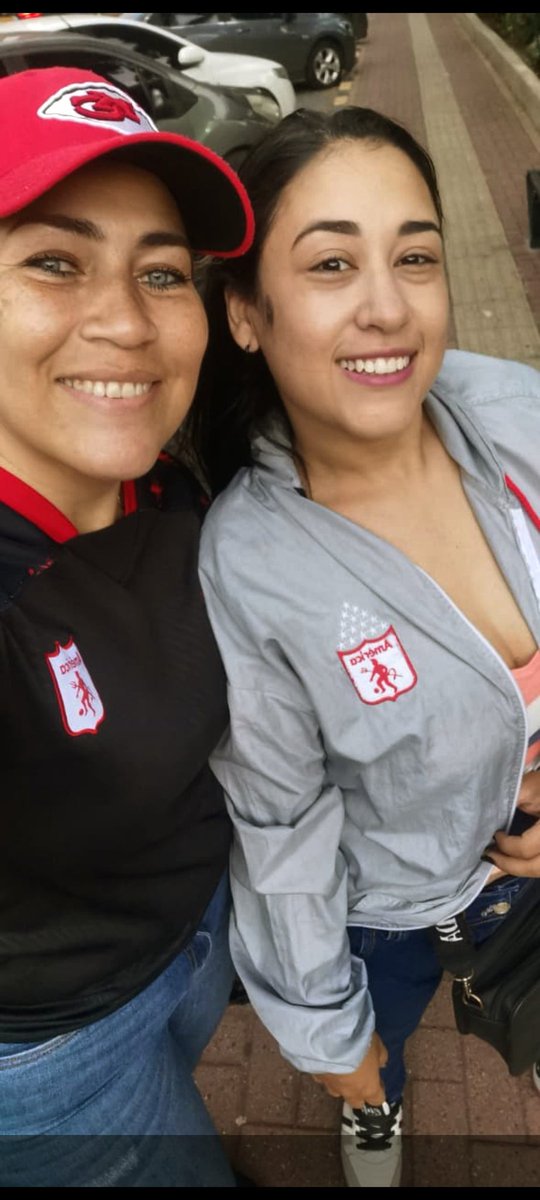 Ymol97's tweet photo. Es hoy!!!!!!! Feliz cumpleaños @elyrxc  que cumplas muchos años mas... https://t.co/iodtQpLL3c